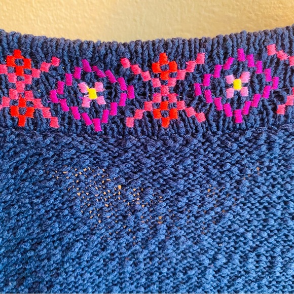 Tommy Bahama Eden Bay Tassel Tunic Sweater Navy‎ Embroidered V-Neck - Picture 4 of 7